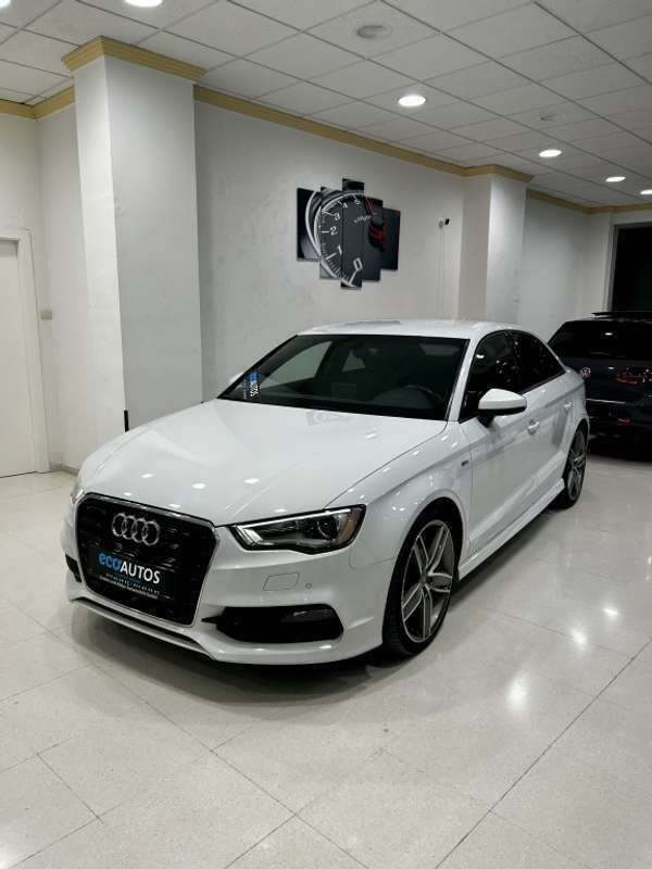 Blanco Usado 2014 Audi A3 Sportback S-Line Utilitario | 17.990 € (Caro) - Imagen 1/4