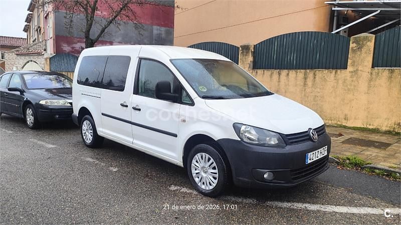Begagnad VW Caddy Maxi Pro 110 HK (80 kW) 2014 Vit Minibuss