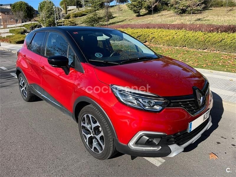 Usado Renault Captur Zen 130 CV (95 kW) 2019 Rojo SUV