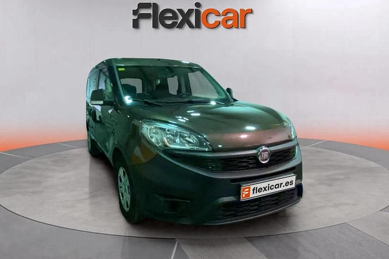 Marrón Usado 2018 Fiat Doblò Easy Monovolumen | 9490 € (Precio justo) - Imagen 1/4