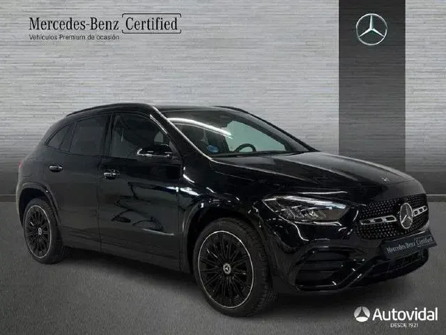 Nuevo Mercedes GLA250 218 CV (160 kW) 2026 Negro cosmos SUV