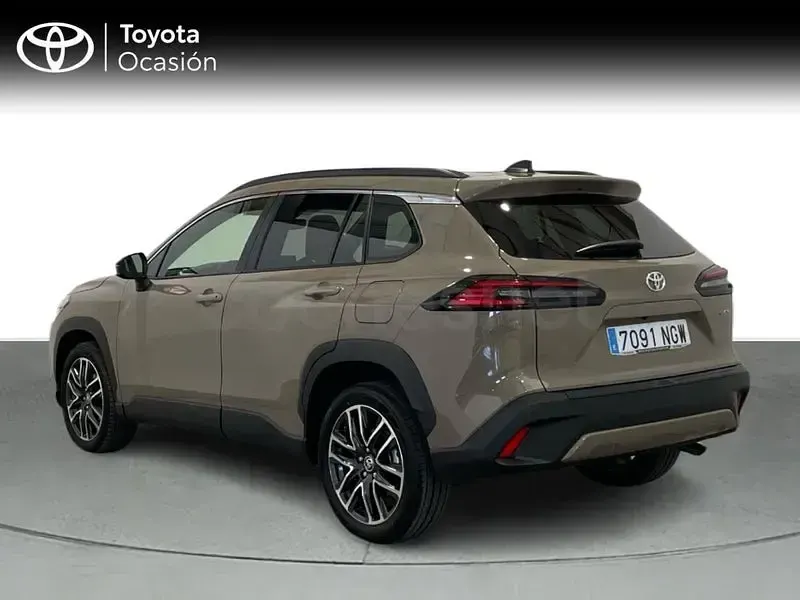 Usado Toyota Corolla Cross Style 178 CV (130 kW) 2025 Marrón SUV