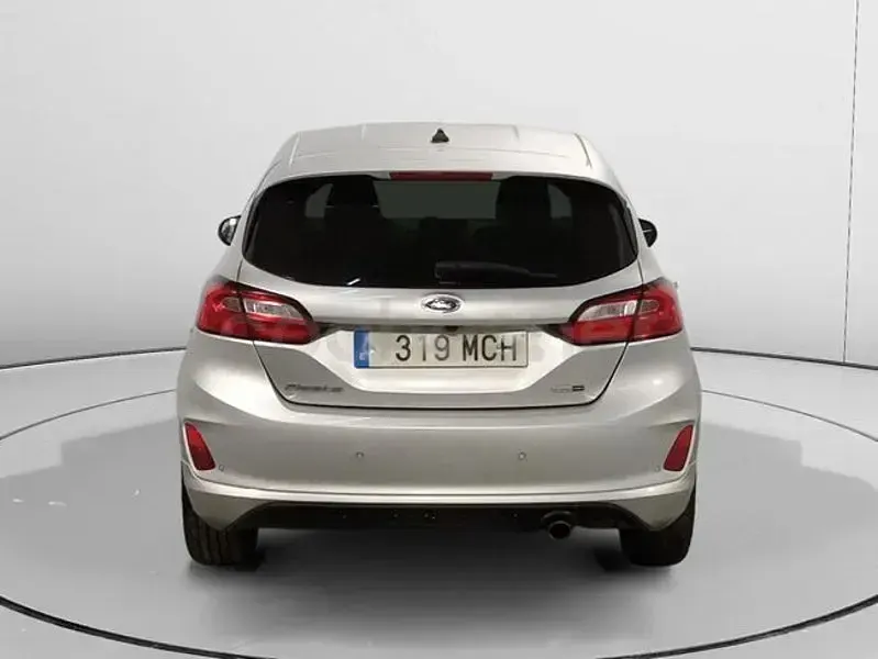 Usado Ford Fiesta ST-Line 125 CV (91 kW) 2022 Gris / plata Utilitario