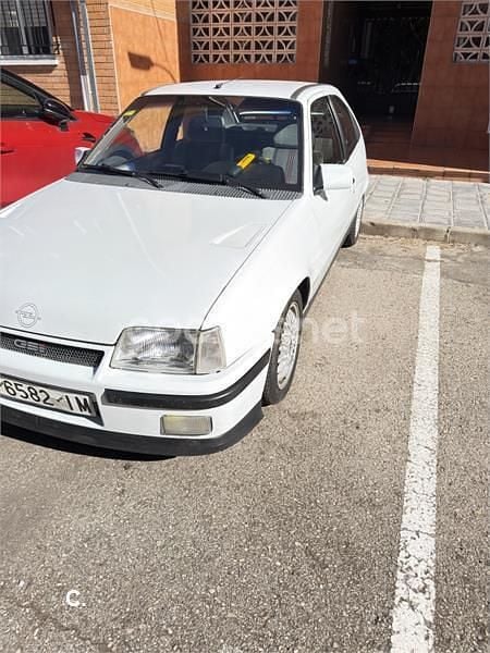 Usado Opel Kadett 129 HP (94 kW) 1987 Branco Citadino