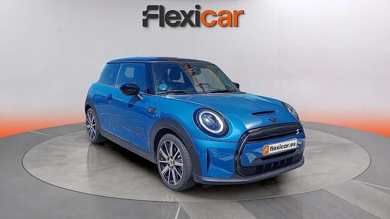 Usado Mini Cooper SE 136 kW (186 CV) 2022 Azul Utilitario