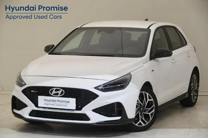 Usado Hyundai i30 N Line 100 CV (73 kW) 2025 Blanco