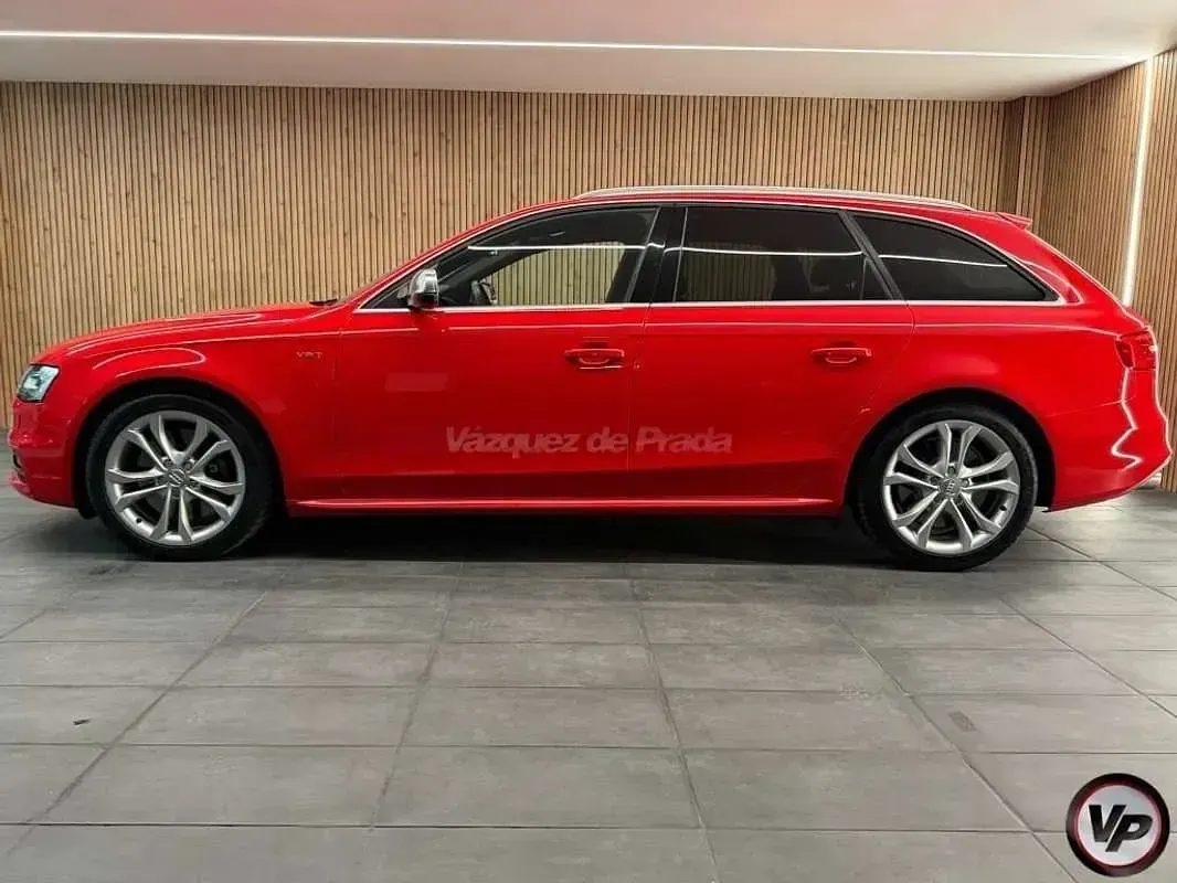 Usado Audi S4 Advanced 333 CV (244 kW) 2015 Rojo Familiar