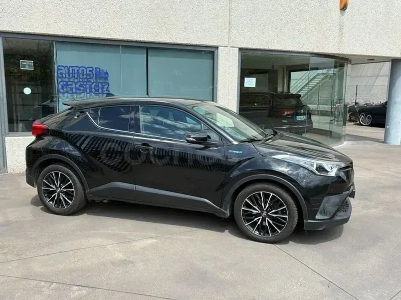 Usado Toyota C-HR Active 122 CV (89 kW) 2018 Negro SUV