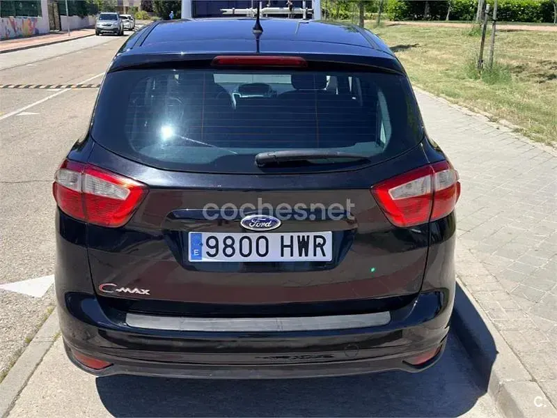 Usado Ford C-MAX 115 CV (84 kW) 2014 Negro Monovolumen