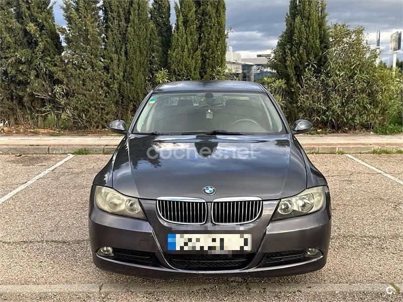 Usado BMW 320 150 CV (110 kW) 2007 Gris / plata Berlina