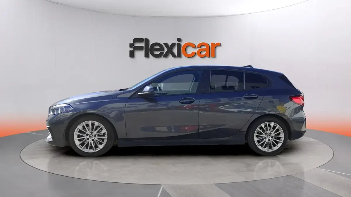 Usado BMW 118 140 CV (102 kW) 2020 Gris Utilitario
