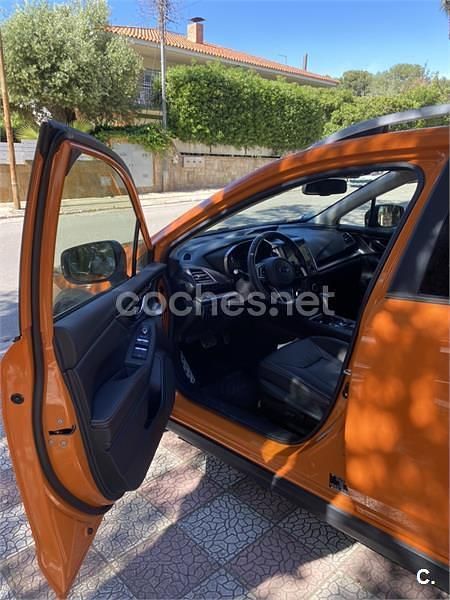 Usado Subaru XV 114 CV (83 kW) 2018 Naranja SUV