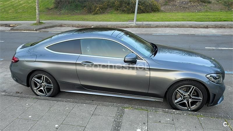 Usado Mercedes C220 194 CV (142 kW) 2020 Gris / plata Coupe