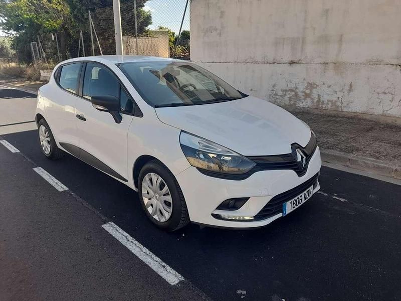 Blanco Usado 2017 Renault Clio IV Business Utilitario | 9400 € (Precio justo) - Imagen 1/4