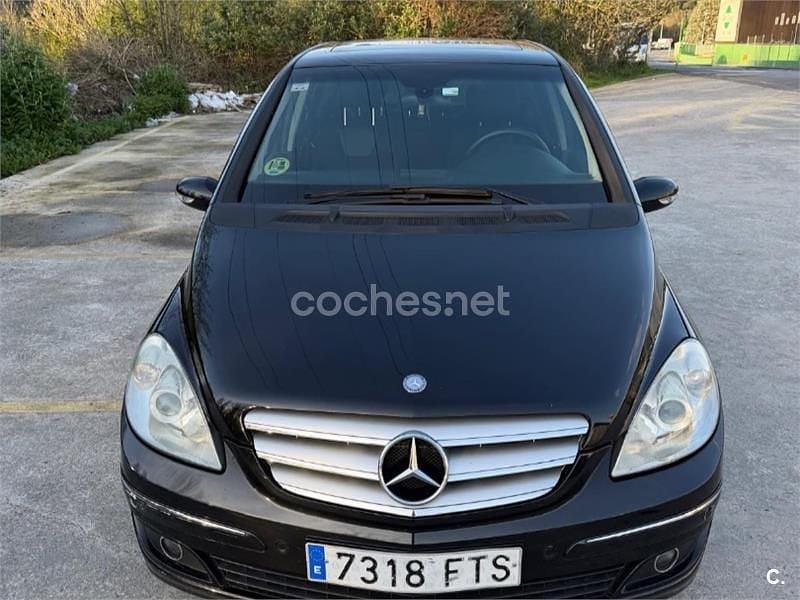 Usado Mercedes B200 140 CV (102 kW) 2007 Negro Monovolumen