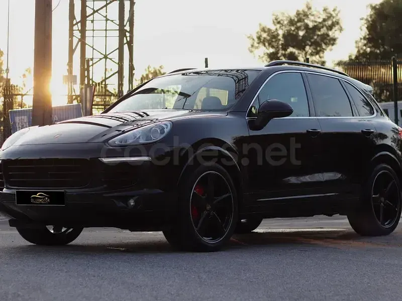 Usado Porsche Cayenne Platinum Edition 262 CV (192 kW) 2016 Negro SUV