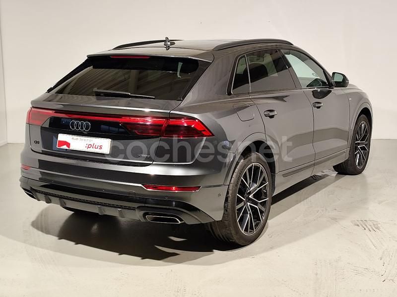 Usado Audi Q8 286 CV (210 kW) 2025 Gris / plata SUV