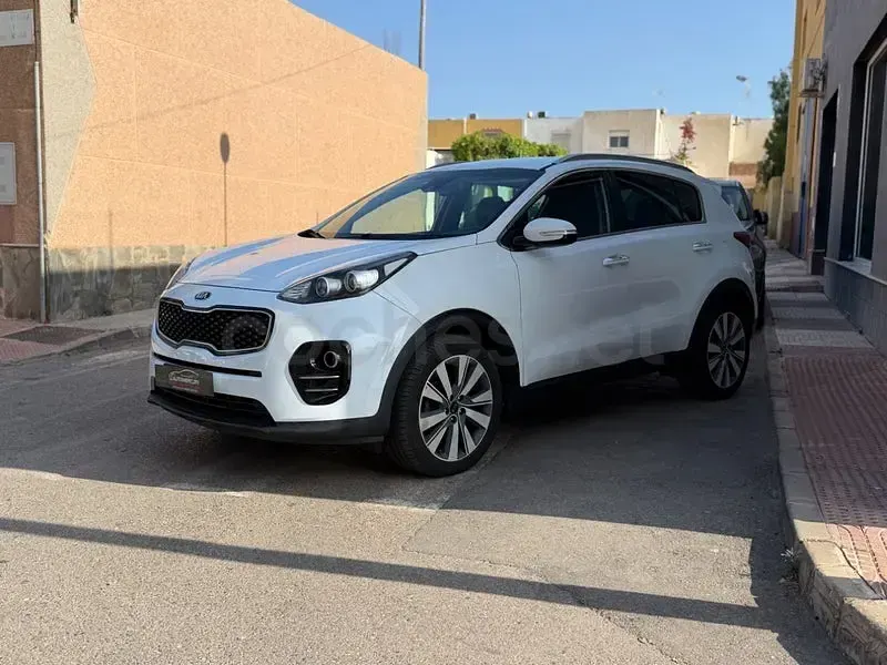 Usado Kia Sportage 115 CV (84 kW) 2016 Blanco SUV