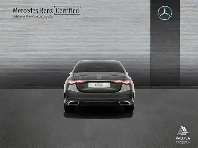 Usado Mercedes E300 313 CV (230 kW) 2025 Gris grafito