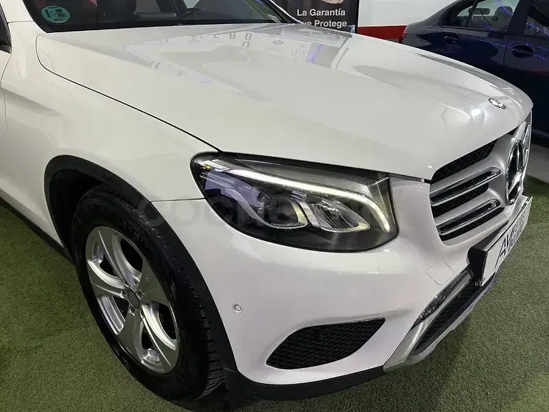 Usado Mercedes GLC220 170 CV (125 kW) 2016 Blanco SUV