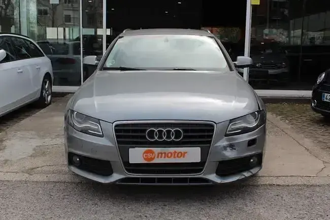 Usado Audi A4 170 CV (125 kW) 2010 Gris Familiar