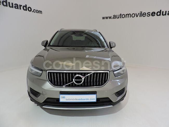 Usado Volvo XC40 Inscription 211 CV (155 kW) 2021 Gris / plata SUV