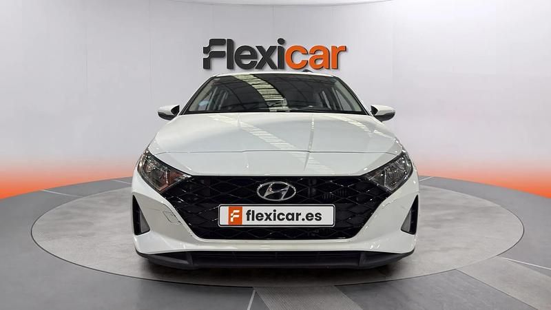 Usado Hyundai i20 101 CV (74 kW) 2021 Blanco Utilitario