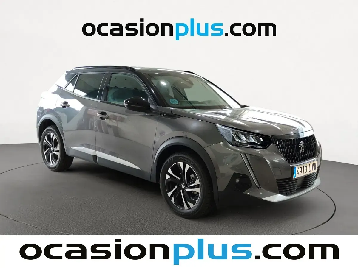 Usado Peugeot 2008 GT 131 CV (96 kW) 2022 Gris SUV