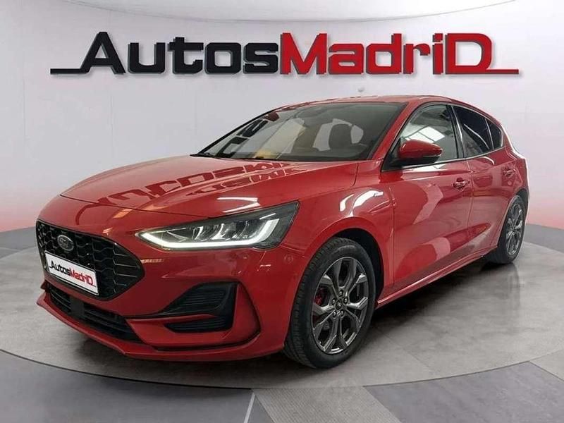Usado Ford Focus ST-Line 126 CV (92 kW) 2022 Rojo Berlina