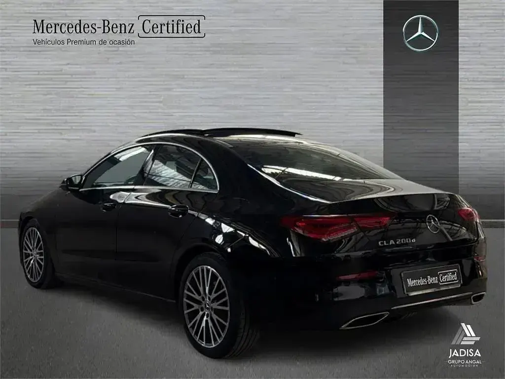 Usado Mercedes CLA220 190 CV (139 kW) 2021 Negro Berlina