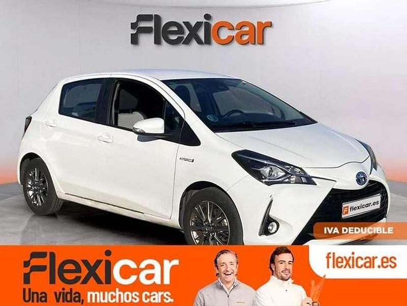 Blanco Usado 2019 Toyota Yaris Hybrid Active Utilitario | 13.990 € (Precio justo) - Imagen 1/4