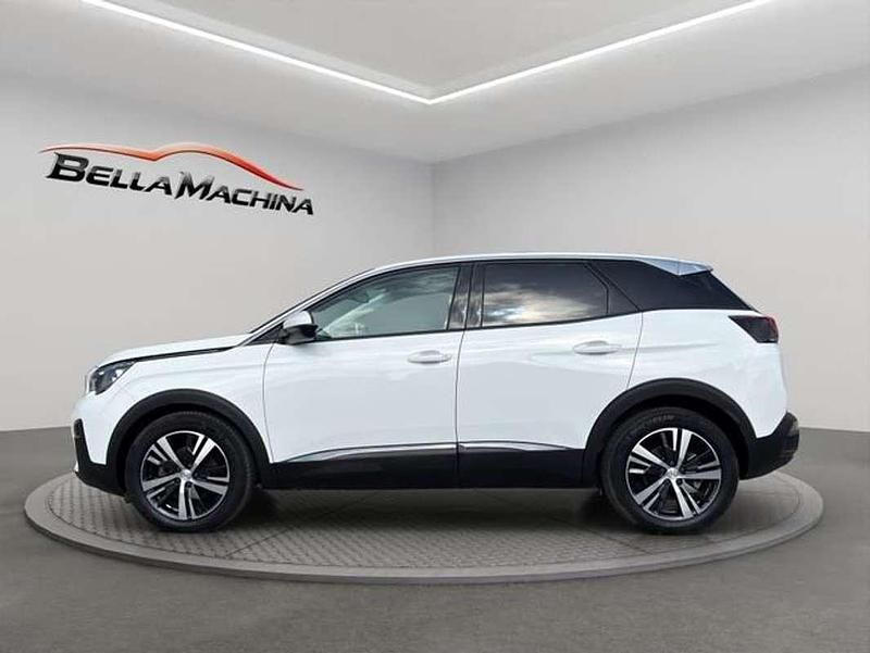 Usado Peugeot 3008 Allure 131 CV (96 kW) 2021 Blanco SUV