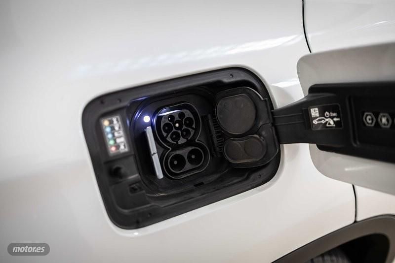 Usado BMW iX3 Comfort Edition 210 kW (286 CV) 2021 Blanco SUV