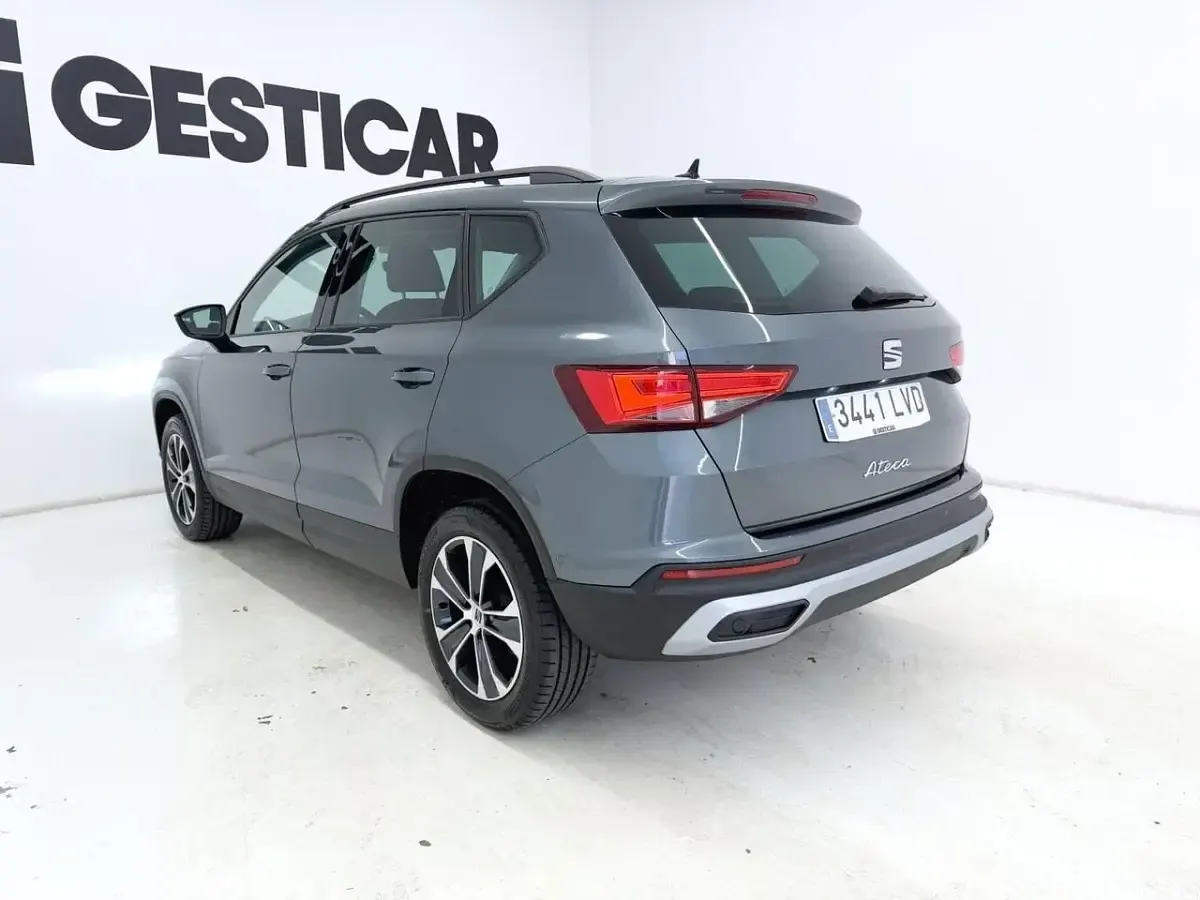 Usado Seat Ateca Style 150 CV (110 kW) 2021 Gris SUV