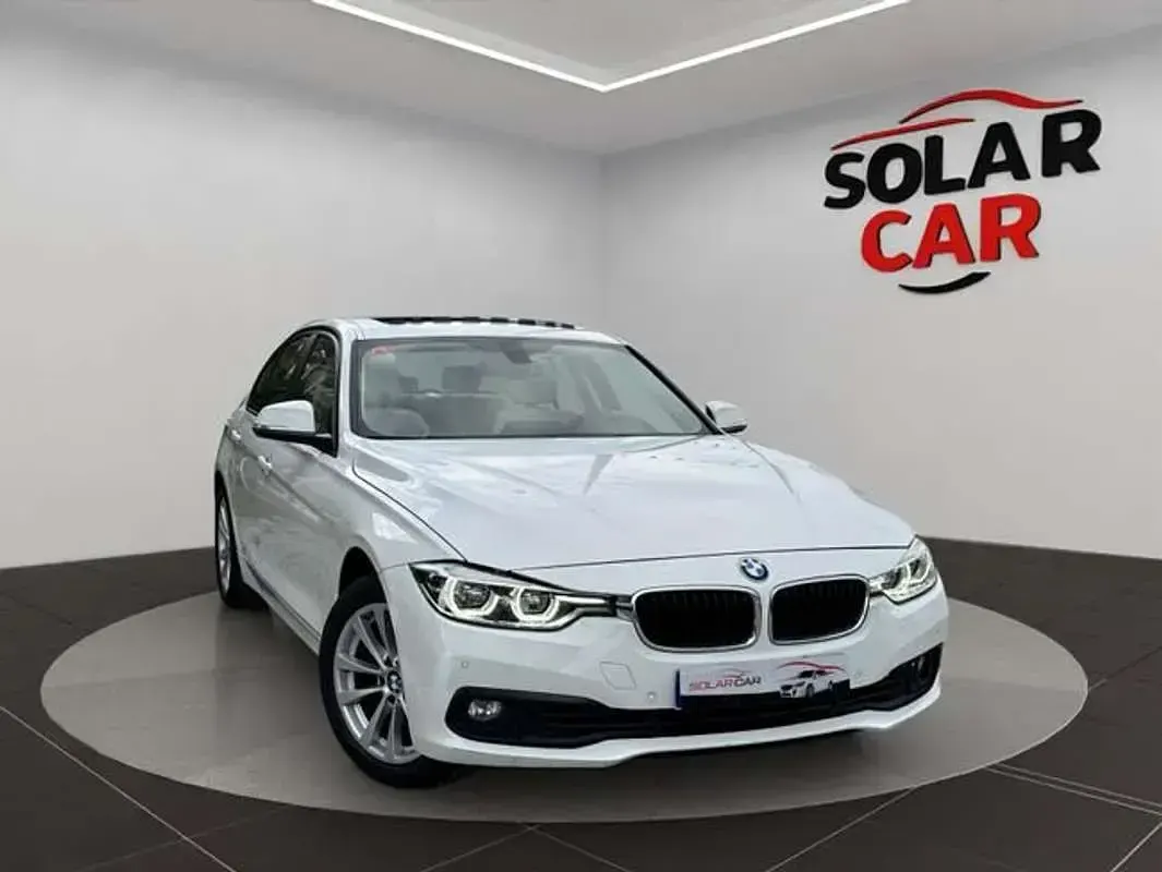 Käytetty BMW 330 Comfort Edition 252 HP (185 kW) 2016 Valkoinen Sedan
