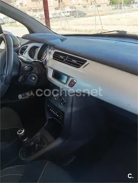 Usado Citroën C3 70 CV (51 kW) 2010 Marrón Berlina