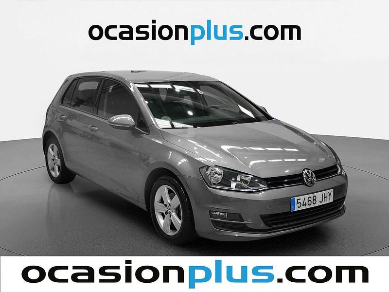 Usado VW Golf VII Advance 110 CV (80 kW) 2015 Gris Utilitario