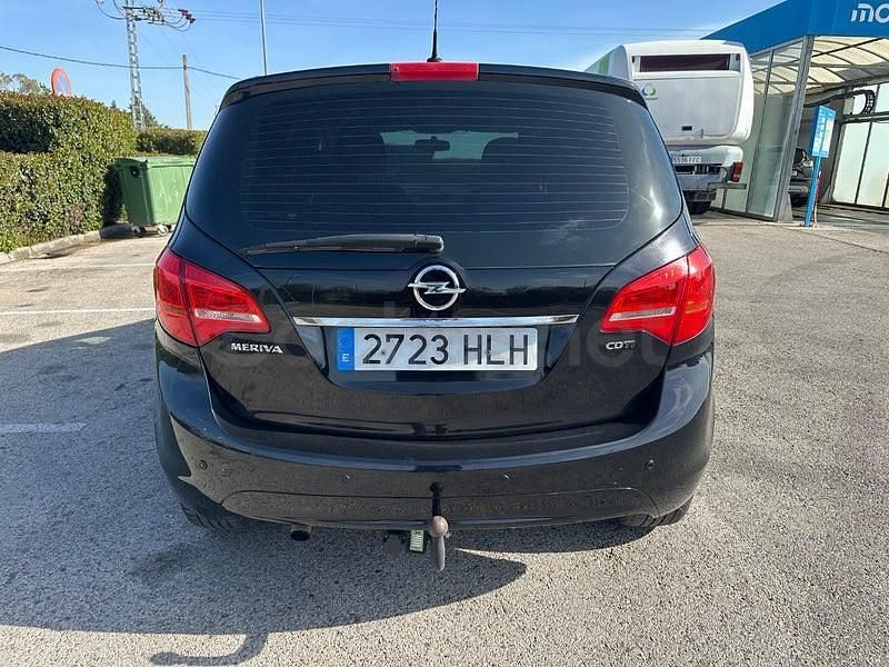 Usado Opel Meriva Design Edition 110 CV (80 kW) 2012 Negro Monovolumen
