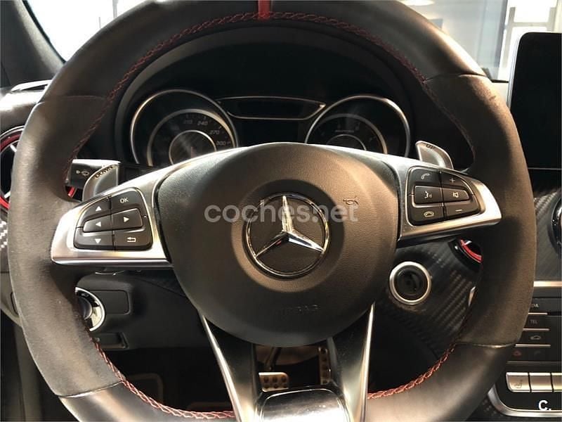 Usado Mercedes A45 AMG 381 CV (280 kW) 2017 Gris / plata Utilitario