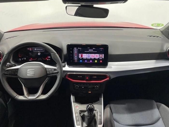 Usado Seat Arona FR 115 CV (84 kW) 2024 Rojo SUV