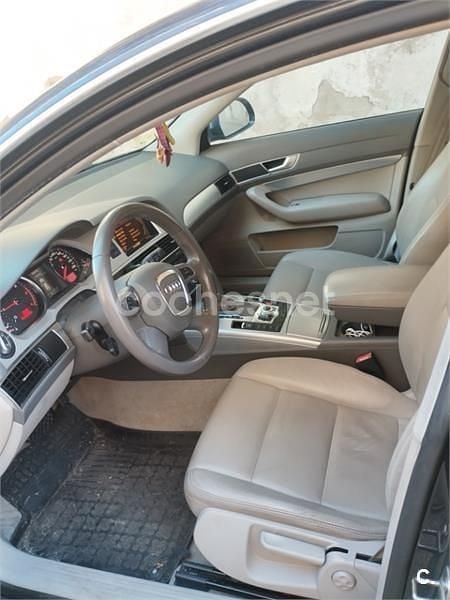 Usado Audi A6 170 CV (125 kW) 2010 Azul Familiar
