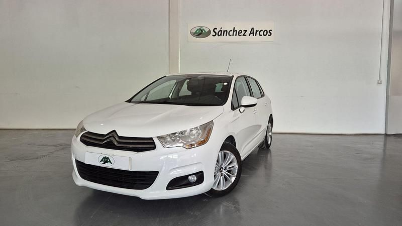 Blanco Usado 2015 Citroën C4 Picasso Live Monovolumen | 9900 € (Buen precio) - Imagen 1/4