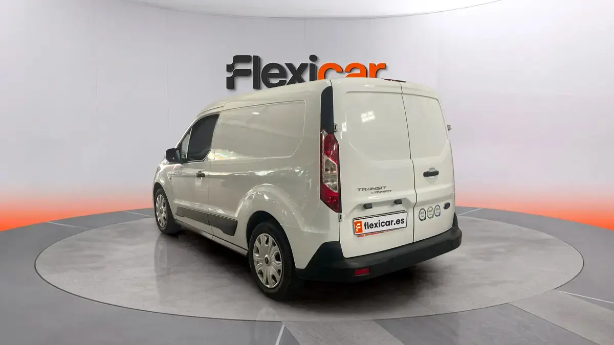 Usado Ford Transit 75 CV (55 kW) 2019 Blanco Berlina