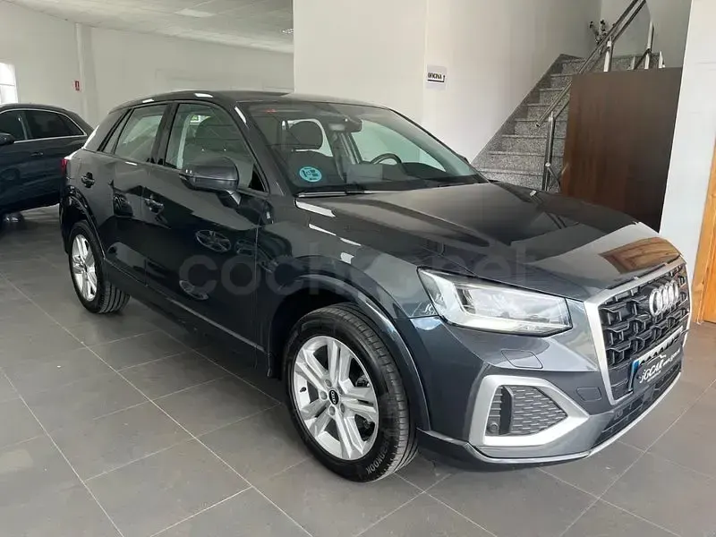 Usado Audi Q2 150 CV (110 kW) 2021 Gris / plata SUV
