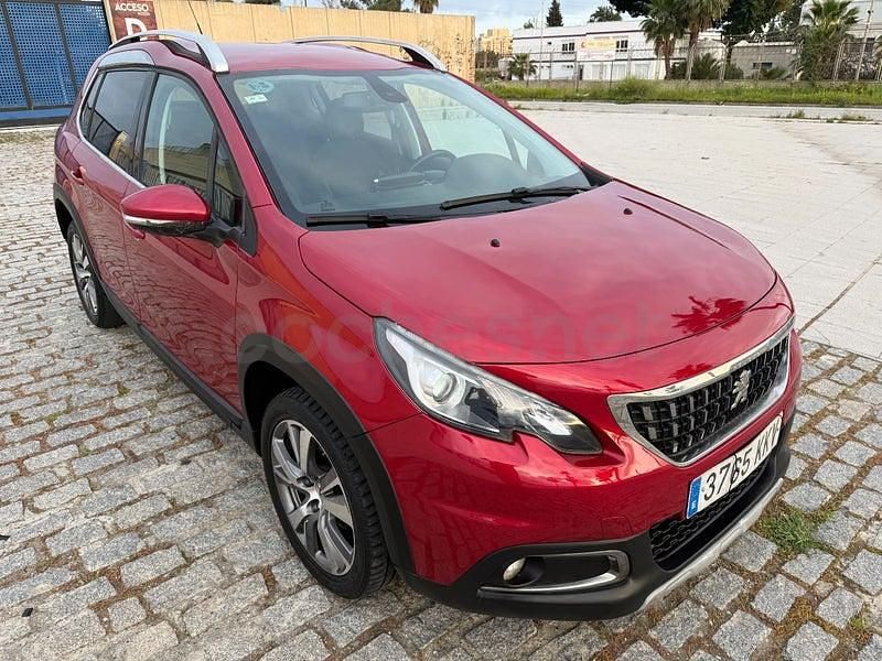 Usado Peugeot 2008 Allure 120 CV (88 kW) 2018 Granate SUV