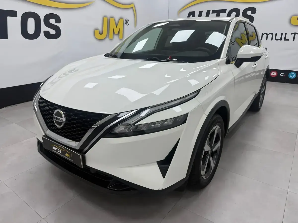 Usado Nissan Qashqai N-Connecta 140 CV (102 kW) 2021 Blanco SUV