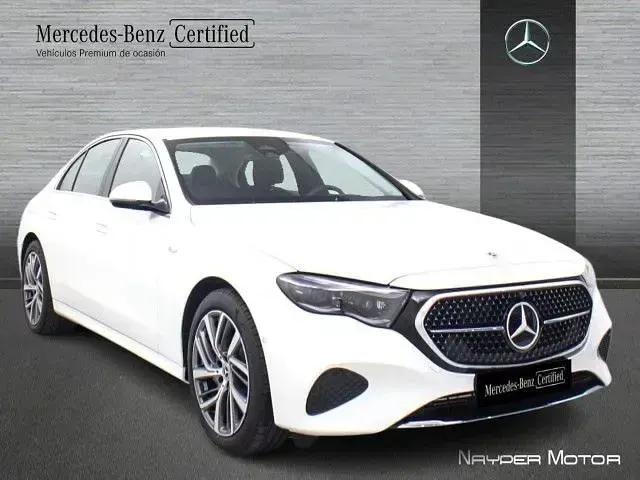 Nuevo Mercedes E300 313 CV (230 kW) 2025 Blanco polar