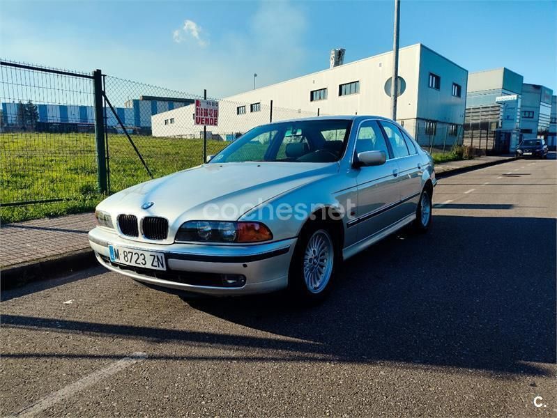 Gris / plata Usado 2000 BMW 528 Berlina | 5500 € - Imagen 1/4