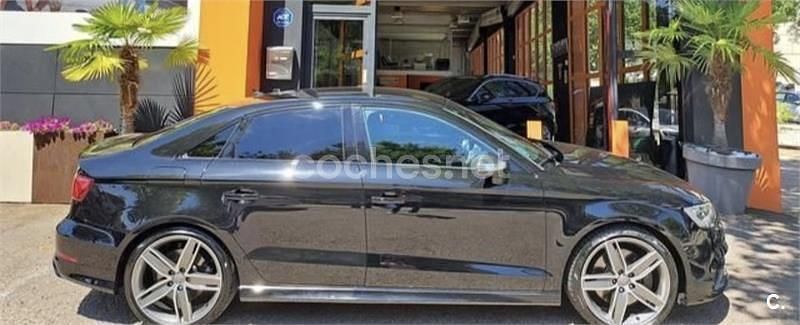 Usado Audi S3 300 CV (220 kW) 2014 Negro Berlina