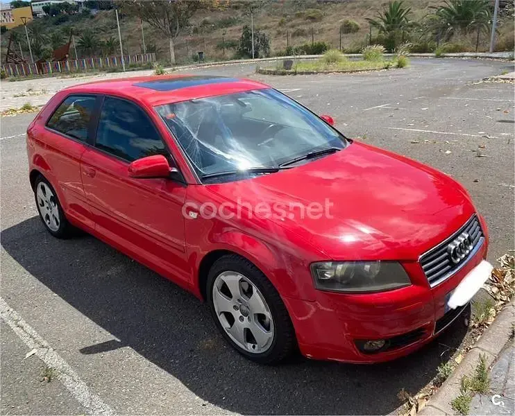 Usado Audi A3 Ambition 150 CV (110 kW) 2005 Rojo Utilitario